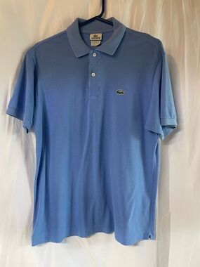 Lacoste Men’s Light Blue Piqué Polo with Green Crocodile Logo